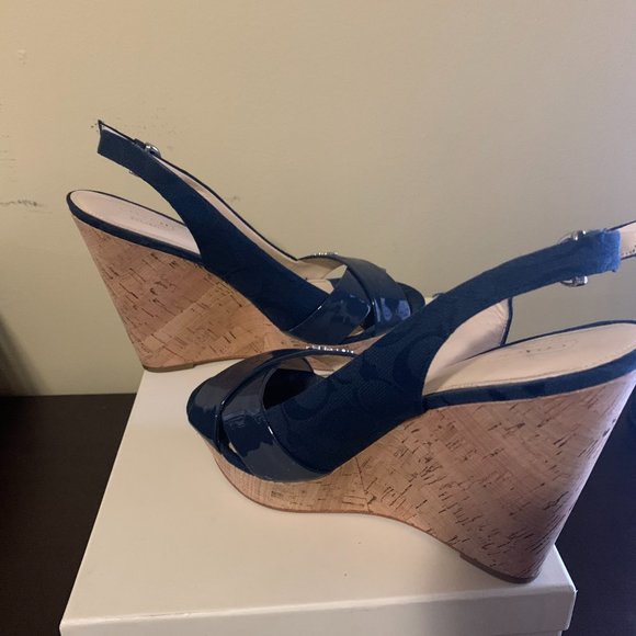 Coach Jessy Wedge - Picture 3 of 7